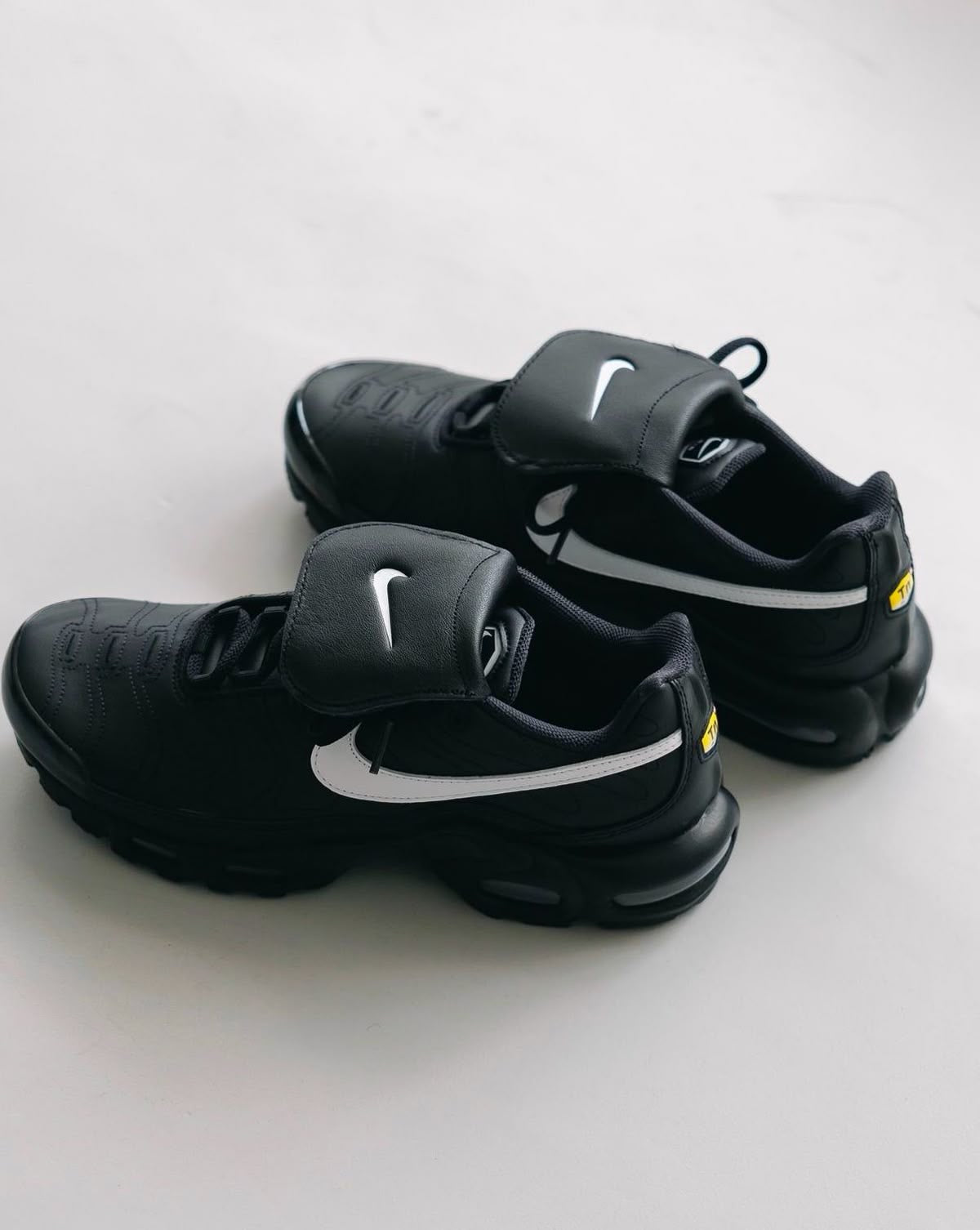 Air Max Plus Tiempo Black