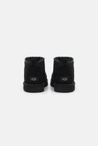 UGG Black