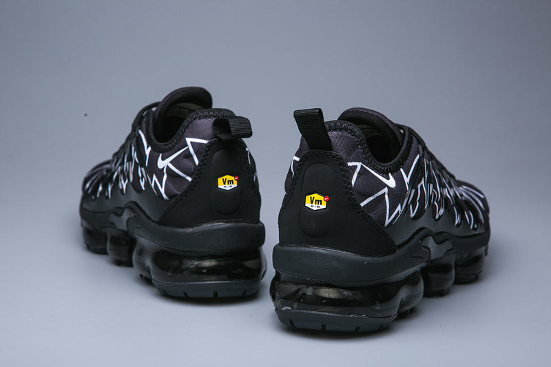 VaporMax Plus Black